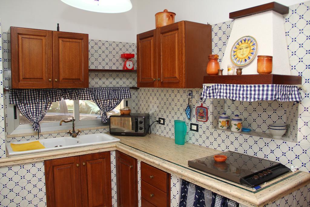 Casevacanza Soleluna Apartment Алкамо Марина Стая снимка