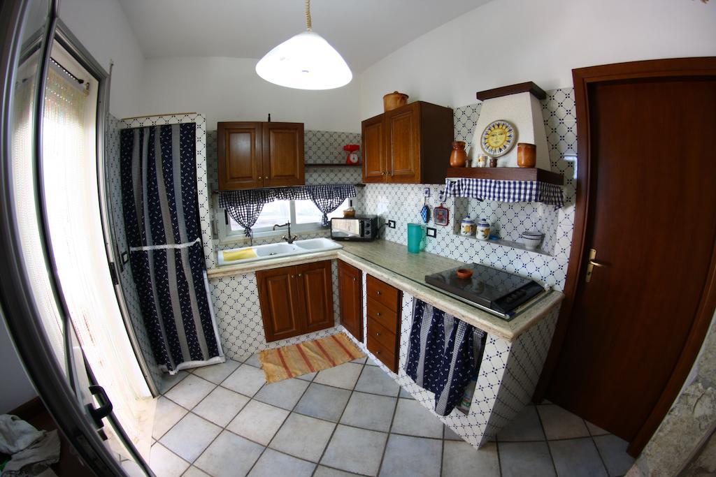 Casevacanza Soleluna Apartment Алкамо Марина Стая снимка